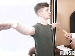 FunSizeBoys - Hung muscle daddy tailor fucks funsize jock bareback